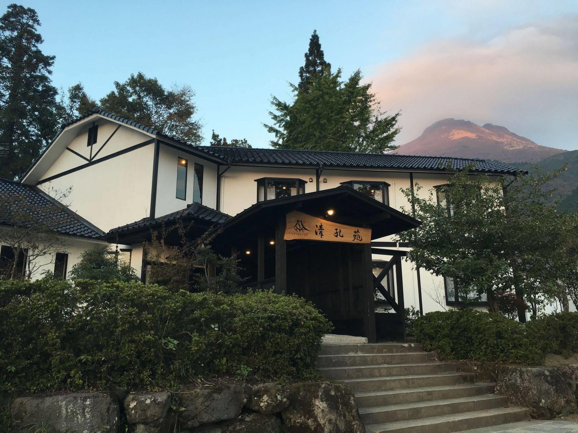 Yufuin Ryokan Seikoen Bagian luar foto